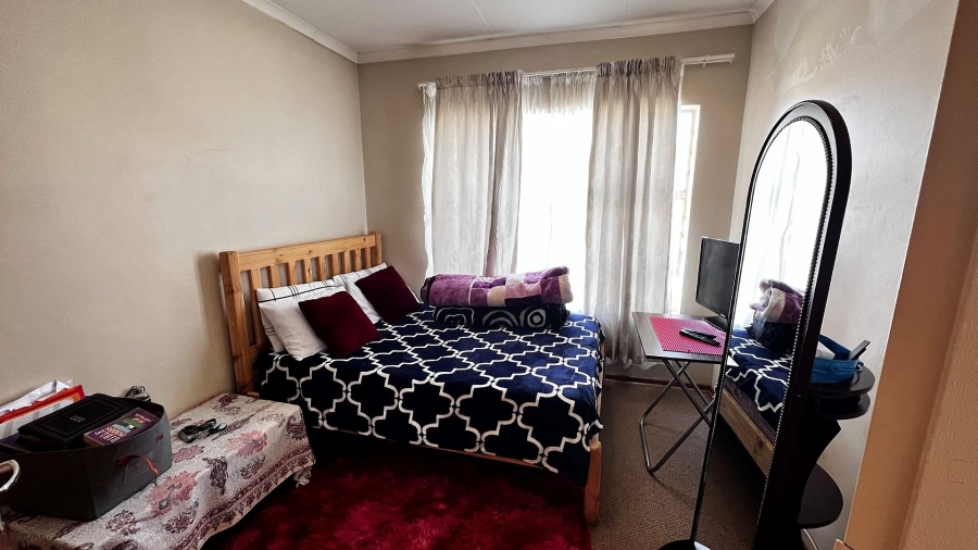 2 Bedroom Property for Sale in Fleurdal Free State